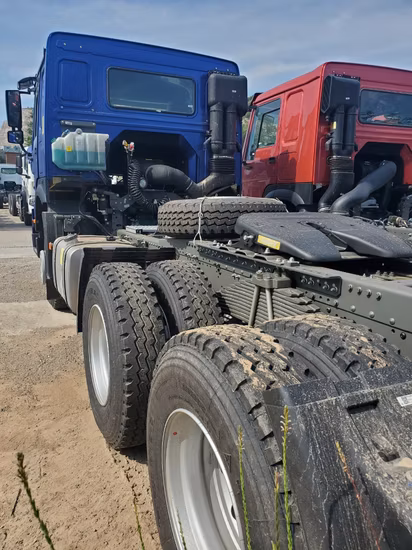 New HOWO Heavy Duty Truck Prime Mover Tractor Head Tow Trailer Cargo Vehicle Tipper Truck Sinotruk 6X4 Price for Nigeria Mozambique Kenya Philippines
